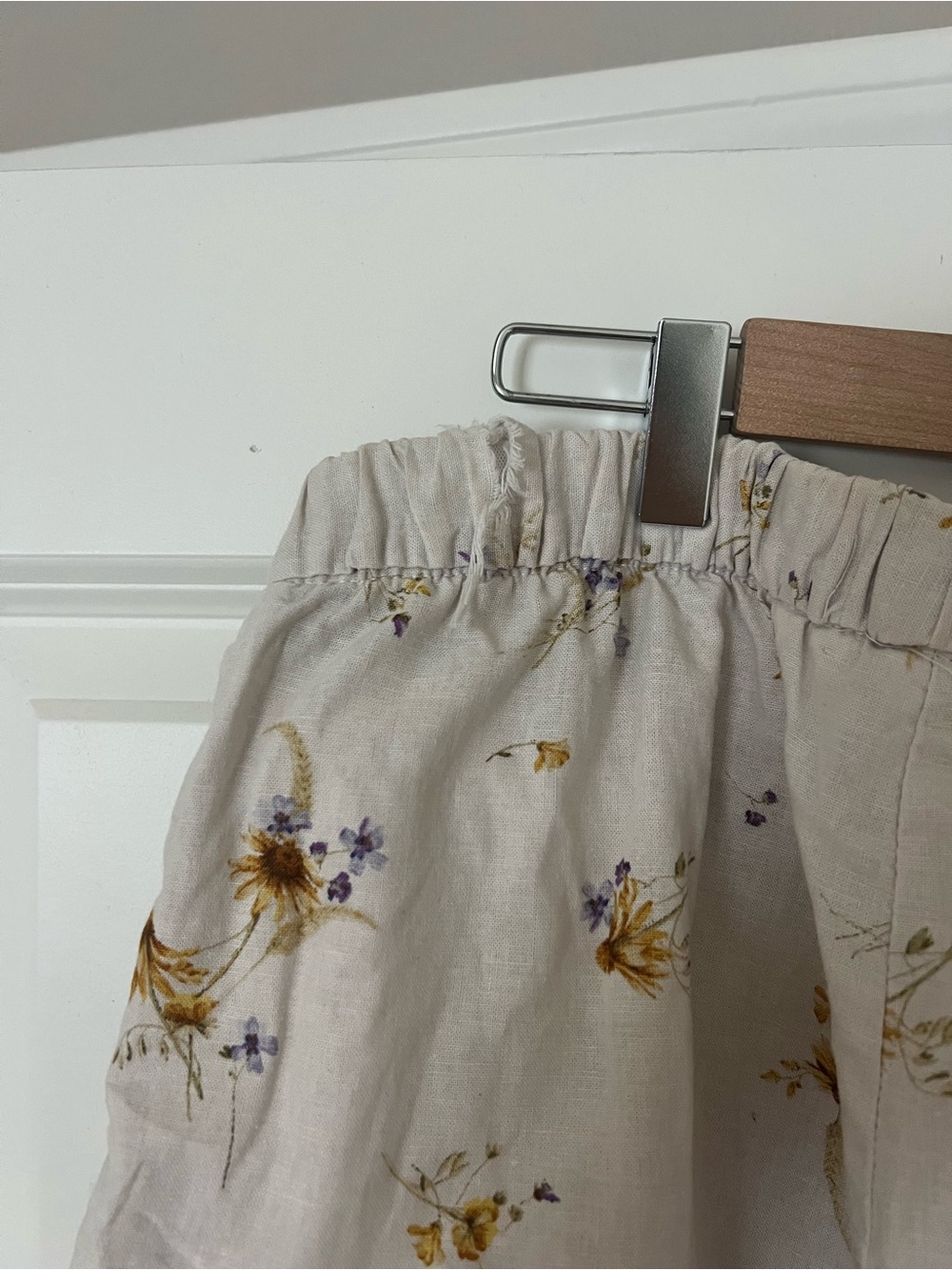 H&M High-Rise Linen-Blend Shorts - Picture 5 of 6